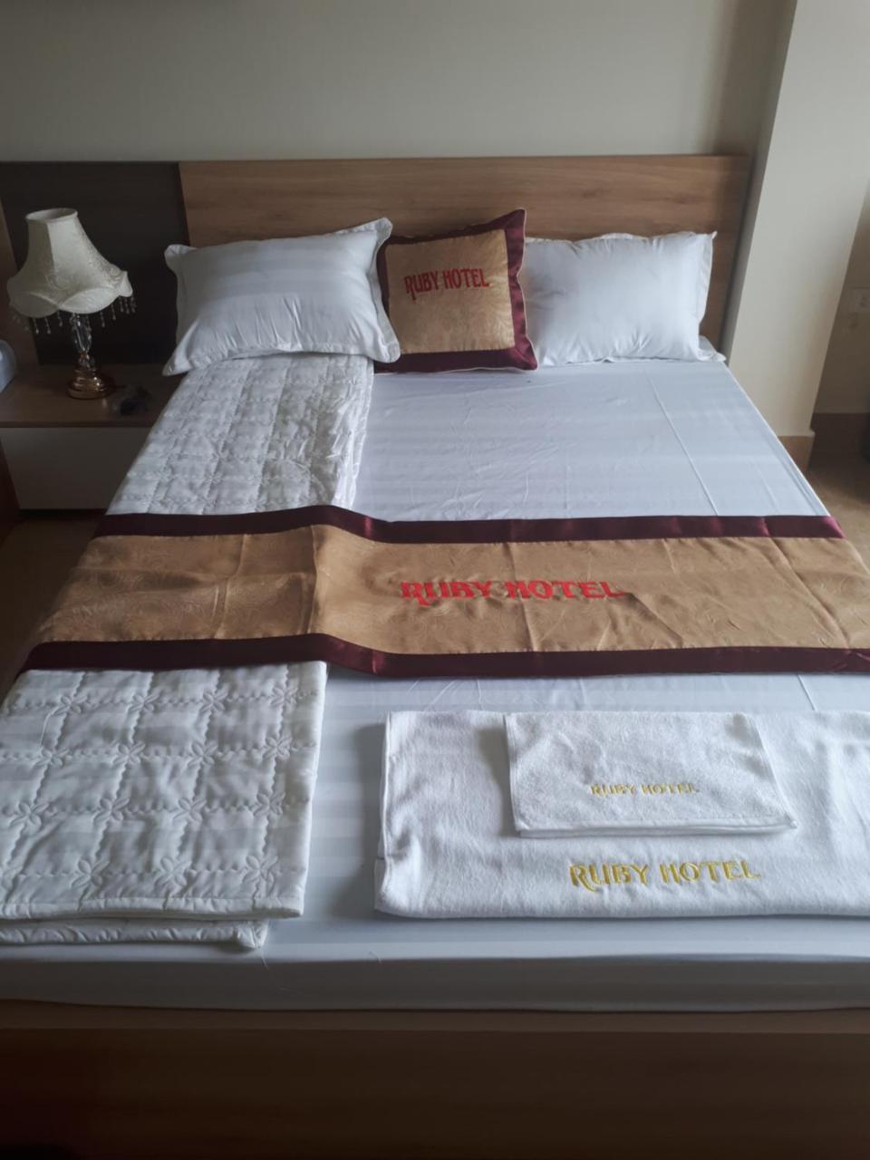 Ruby Hotel Vinh Yen Eksteriør bilde